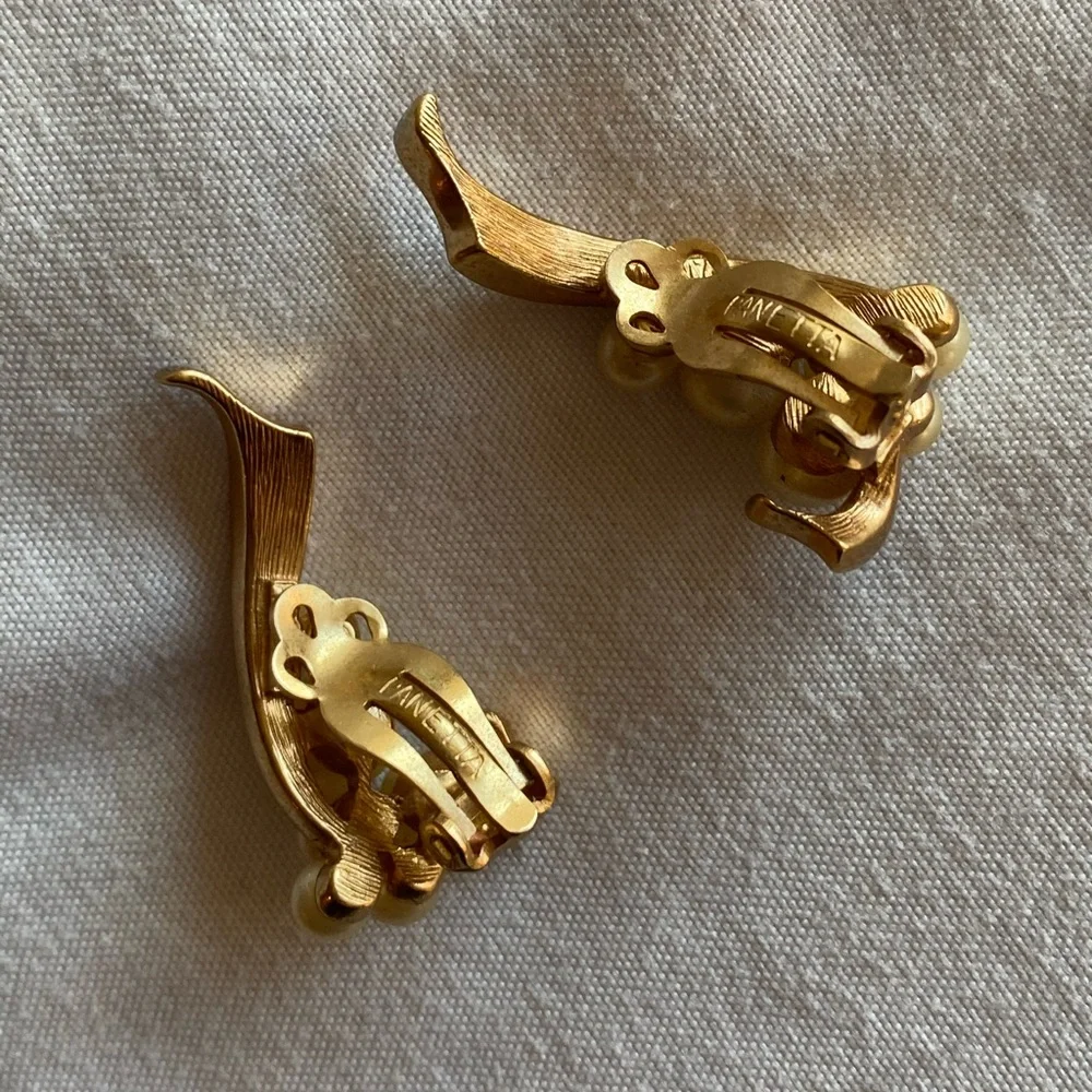 Vintage Panetta Small Gold Tone Clip On Earrings